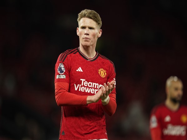 Tin MU 31/07: Manchester United tìm người thay McTominay